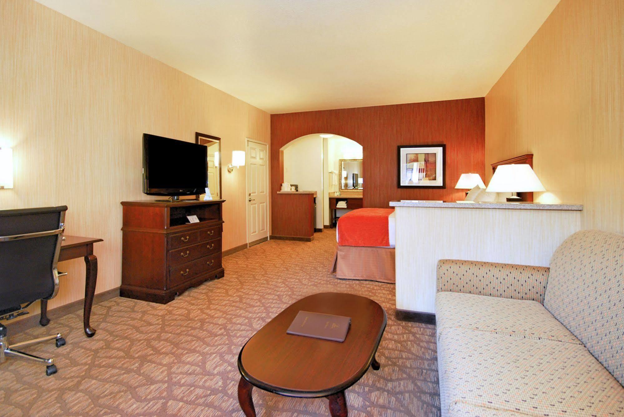 Hotel Western Y 3*